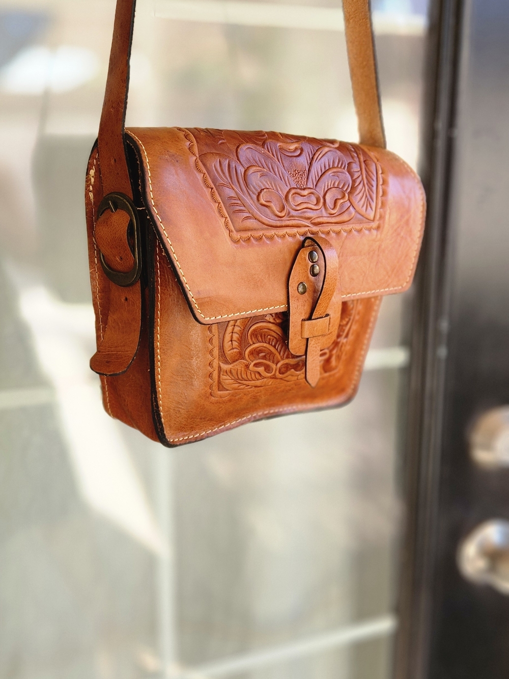 Patricia Nash tooled Leather Crossbody Bag - Tan - Picture 6 of 8